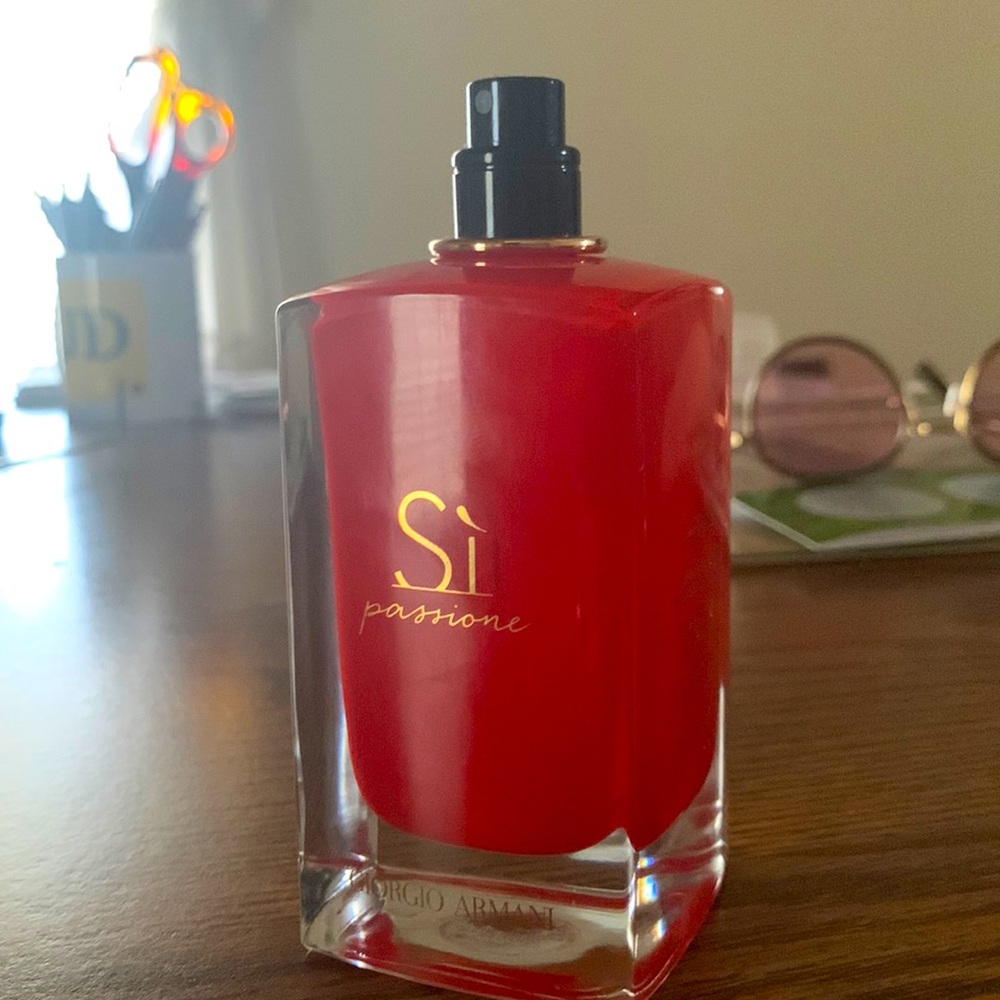 Si perfume